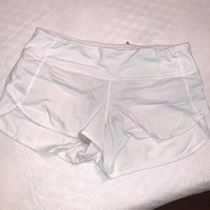 Lululemon shorts - White - Size 4 - Mint Condition